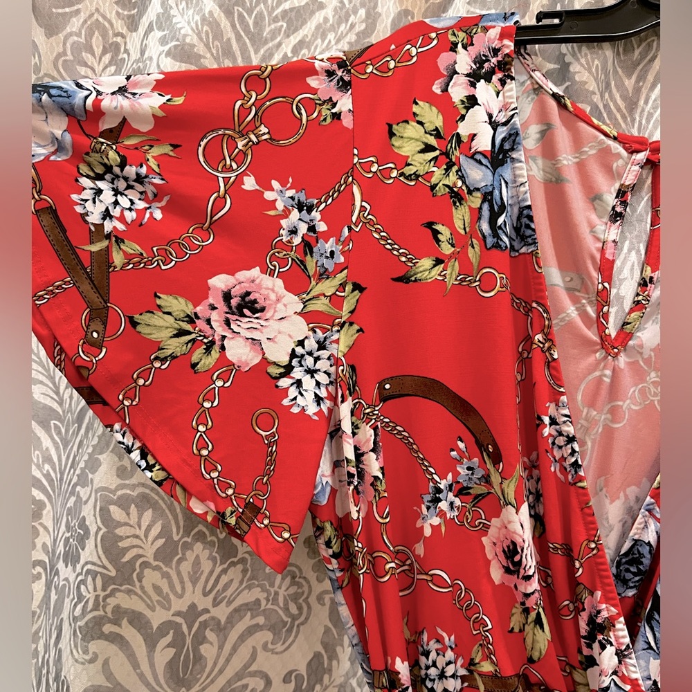 Flows floral romper, short